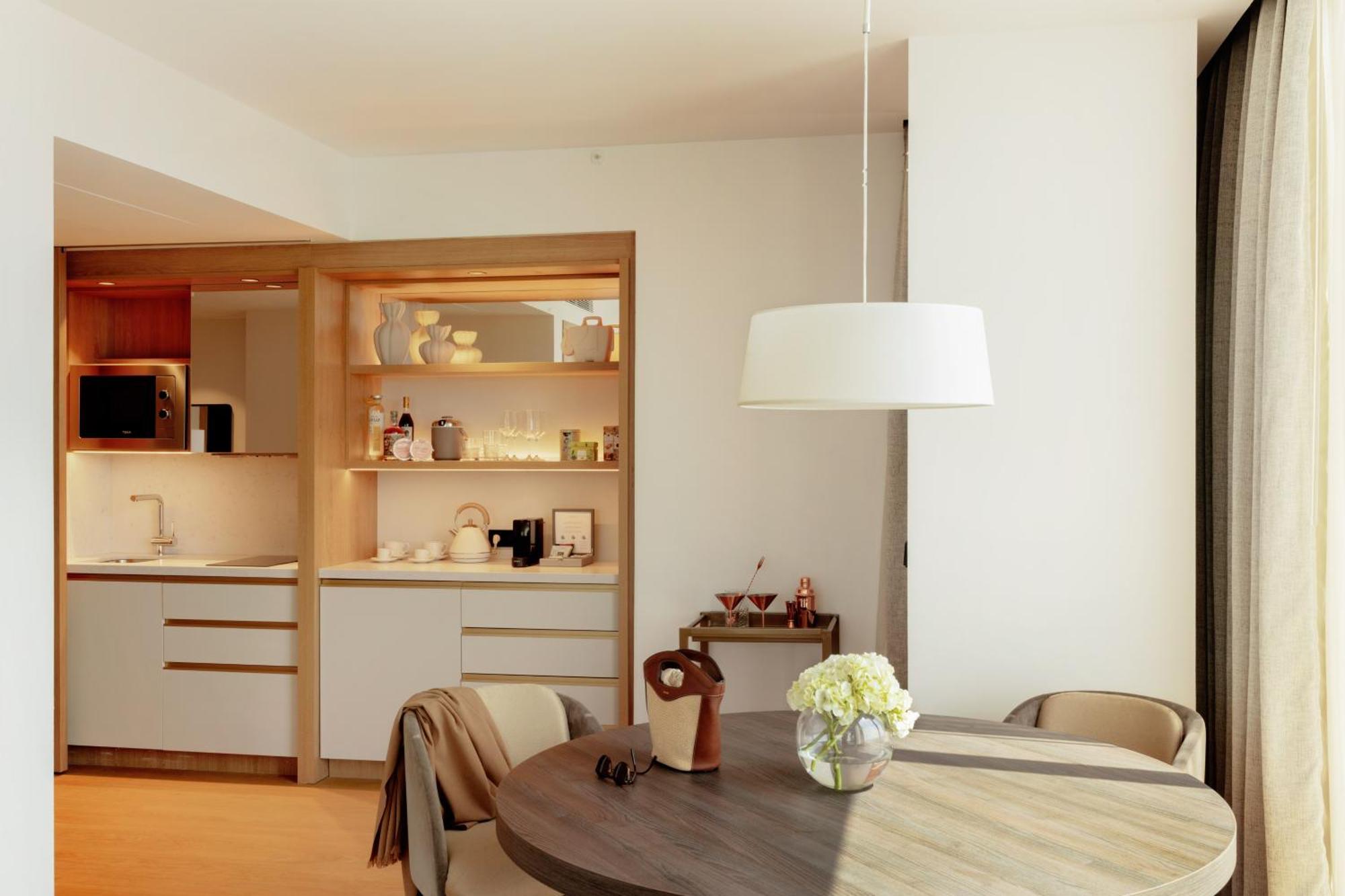 Torre Melina, A Gran Melia Hotel Barcelona